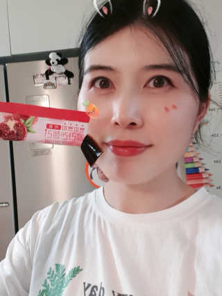 헬스업_쁘띠쁘띠석류콜라겐젤리_20g x 14포 — 5점을 준 리뷰어가 2020년 8월 올린 사용 사진