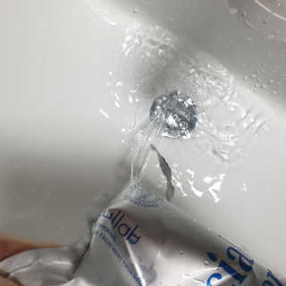 [설랩] 클렌징워터 세안수 500ml x 6팩 — 4.5점을 준 리뷰어가 2020년 10월 올린 사용 사진