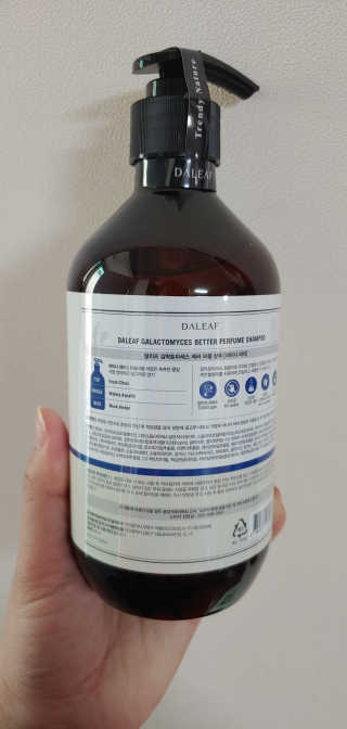 달리프 베러 퍼퓸 샴푸 1000ml 레이니데이 or 일랑로즈 — 4점을 준 리뷰어가 2020년 4월 올린 사용 사진