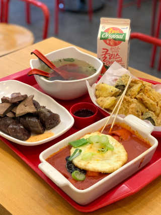 죠스떡볶이 [죠스푸드] 짜빠떡볶이+떡또그+범벅만두 신메뉴 3종 — 4점을 준 리뷰어가 2020년 5월 올린 사용 사진