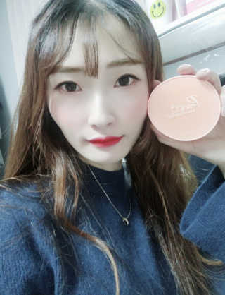 [블랙루즈] 피치 커버 벨벳 쿠션 2종 중 택1 — 5점을 준 리뷰어가 2020년 12월 올린 사용 사진