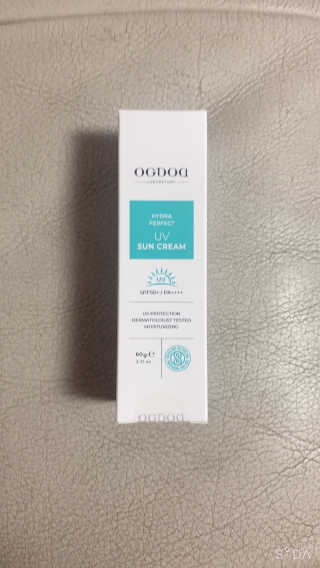 오그도아 하이드라 퍼펙트 UV 선크림 — 4점을 준 리뷰어가 2020년 10월 올린 사용 사진
