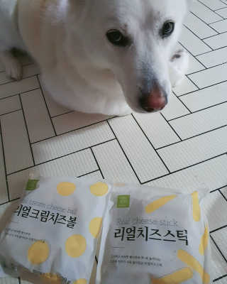 가치식탁 리얼치즈스틱, 리얼크림치즈볼 — 5점을 준 리뷰어가 2020년 8월 올린 사용 사진
