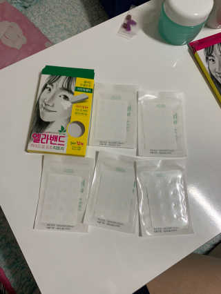 엘라밴드 하이드로 도트 스팟패치 12mm, 티트리 — 5점을 준 리뷰어가 2020년 8월 올린 사용 사진