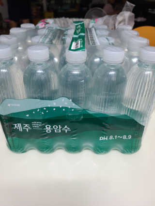 닥터유 제주용암수 닥터유 용암수 — 5점을 준 리뷰어가 2020년 8월 올린 사용 사진