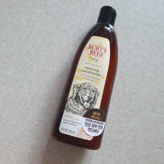 버츠비 케어플러스 릴리빙 컨디셔너_카모마일,로즈마리 — 5점을 준 리뷰어가 2020년 8월 올린 사용 사진