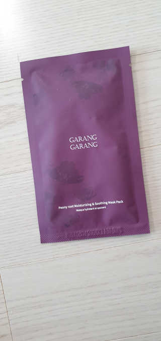 GARANG GARANG 피오니 룻 모이스처라이징 앤 수딩 마스크팩 — 5점을 준 리뷰어가 2020년 4월 올린 사용 사진