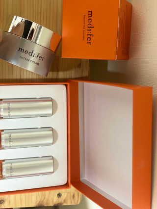 메디페르 [ 1+1 ] 루테인앰플세트 1개 + 루테인크림 50ml 1개 — 5점을 준 리뷰어가 2020년 11월 올린 사용 사진