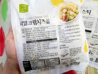 가치식탁 리얼치즈스틱, 리얼크림치즈볼 — 5점을 준 리뷰어가 2020년 8월 올린 사용 사진