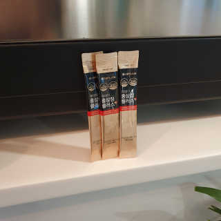 서울약사신협_투데이홍삼정플러스스틱_10g x 30포 — 5점을 준 리뷰어가 2020년 11월 올린 사용 사진