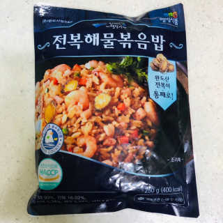 바다는다웰빙이다 전복해물볶음밥/전복김치볶음밥 250g-4봉지 — 4.5점을 준 리뷰어가 2020년 8월 올린 사용 사진