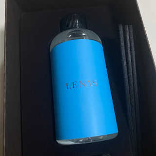 레나스 프리미엄 아로마 디퓨저 200ml  [1SET] — 4.5점을 준 리뷰어가 2020년 10월 올린 사용 사진