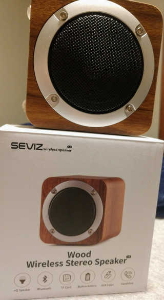 SEVIZ MINI10W 레트로 블루투스 스피커 — 5점을 준 리뷰어가 2020년 9월 올린 사용 사진
