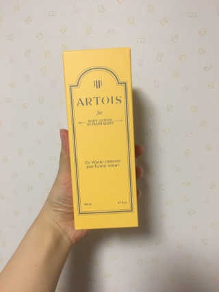 아르투아 ARTOIS 꽃밭에 누운듯 은은한 꽃향기, 아르투아 자르 바디로션 — 4.5점을 준 리뷰어가 2020년 7월 올린 사용 사진