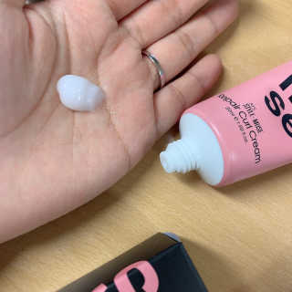ATS스타일 뮤즈 ATS 스타일 뮤즈 리페어 컬 크림 50ml X 2EA — 5점을 준 리뷰어가 2020년 11월 올린 사용 사진