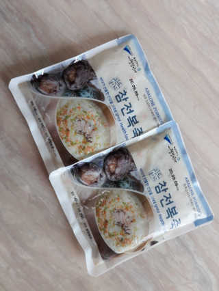바다는다웰빙이다 완도사랑 전복죽 250g - 2팩 + 전복장조림 2팩 — 5점을 준 리뷰어가 2020년 8월 올린 사용 사진