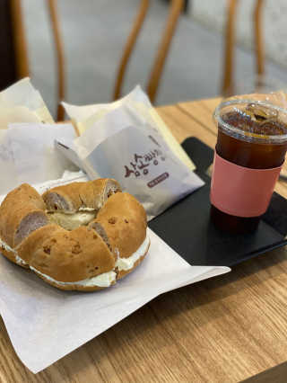 삼송빵집 부천점 [삼송빵집 부천역사점]삼송빵집 특별세트 — 5점을 준 리뷰어가 2020년 5월 올린 사용 사진