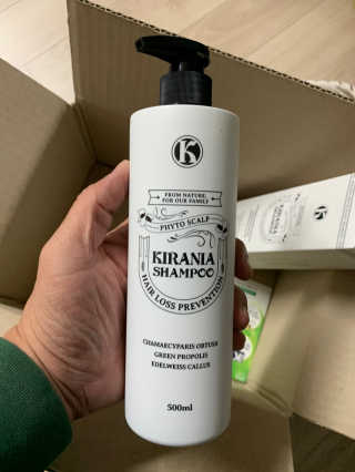 키라니아 피토스칼프 탈모완화 기능성샴푸 500ml — 5점을 준 리뷰어가 2020년 12월 올린 사용 사진