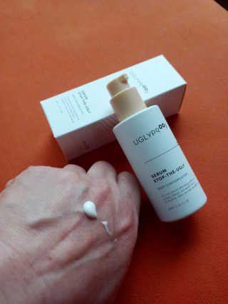 어글리프루프 세럼 스탑디어글리 딥 컨템플레이션 30ml — 5점을 준 리뷰어가 2020년 12월 올린 사용 사진