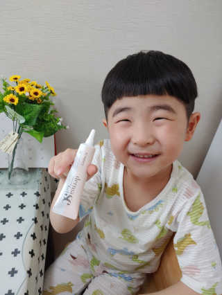 derma SC-Gel 더마에스씨 겔 20g — 5점을 준 리뷰어가 2020년 5월 올린 사용 사진