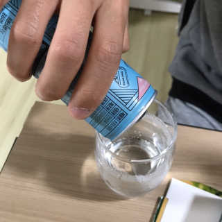 일화 소주와환상궁합 세계 3대 광천수로만든 초정토닉워터 — 5점을 준 리뷰어가 2020년 4월 올린 사용 사진