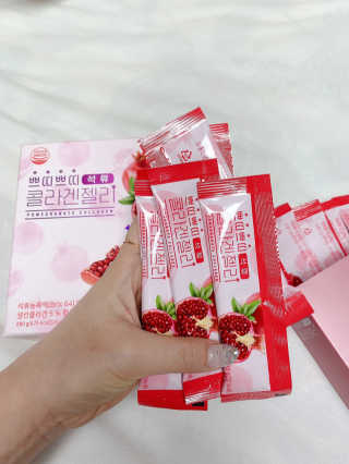 헬스업_쁘띠쁘띠석류콜라겐젤리_20g x 14포 — 5점을 준 리뷰어가 2020년 8월 올린 사용 사진