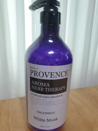 프로방스 화이트머스 퍼퓸 트리트먼트 1000ml — 5점을 준 리뷰어가 2020년 8월 올린 사용 사진