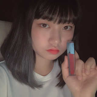 [블랙루즈] 에어 핏 벨벳 틴트 시즌6 5종 중 택1+랜덤1 — 5점을 준 리뷰어가 2020년 6월 올린 사용 사진