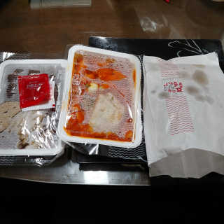 죠스떡볶이 [죠스푸드] 짜빠떡볶이+떡또그+범벅만두 신메뉴 3종 — 2점을 준 리뷰어가 2020년 4월 올린 사용 사진