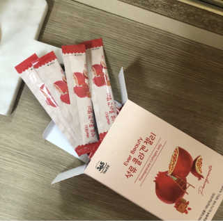 365더건강 에버뷰티 석류콜라겐 젤리 — 5점을 준 리뷰어가 2020년 8월 올린 사용 사진