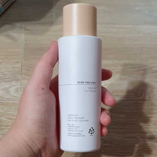 어글리프루프 에센스 스탑디어글리 레드모먼트 에센스 120ml — 5점을 준 리뷰어가 2020년 11월 올린 사용 사진