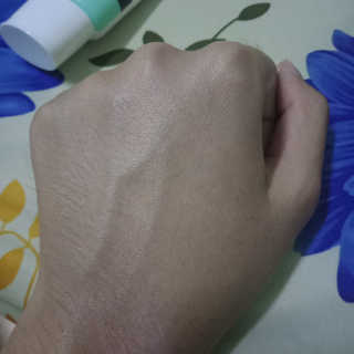 fermierpapa 모 링가 무기질 차 에센스 자외선 차단제 SPF50 + PA +++ 50g — 4점을 준 리뷰어가 2020년 12월 올린 사용 사진