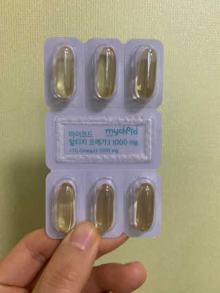 JW중외제약 마이코드 알티지 오메가3 1000 mg — 5점을 준 리뷰어가 2020년 7월 올린 사용 사진