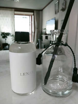 레나스 프리미엄 아로마 디퓨저 200ml  [1SET] — 5점을 준 리뷰어가 2020년 5월 올린 사용 사진