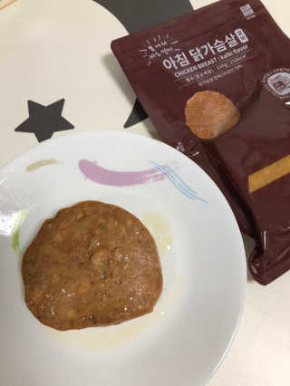 바로 먹는 아침 실온보관 닭가슴살 6종 — 4.5점을 준 리뷰어가 2020년 10월 올린 사용 사진