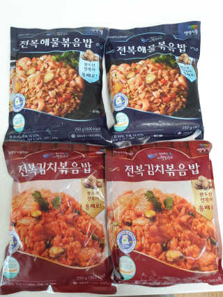 바다는다웰빙이다 전복해물볶음밥/전복김치볶음밥 250g-4봉지 — 5점을 준 리뷰어가 2020년 8월 올린 사용 사진