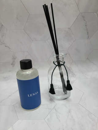 레나스 프리미엄 아로마 디퓨저 200ml  [1SET] — 5점을 준 리뷰어가 2020년 9월 올린 사용 사진