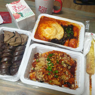 죠스떡볶이 [죠스푸드] 짜빠떡볶이+떡또그+범벅만두 신메뉴 3종 — 5점을 준 리뷰어가 2020년 5월 올린 사용 사진
