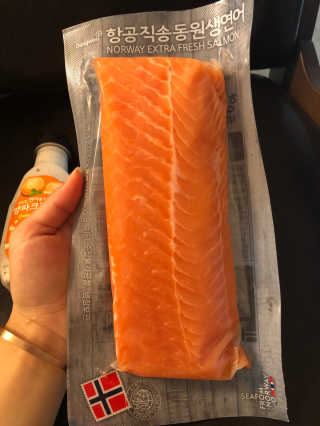 동원산업 항공직송 동원생연어_400g — 5점을 준 리뷰어가 2020년 5월 올린 사용 사진