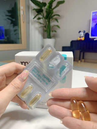 JW중외제약 마이코드 알티지 오메가3 1000 mg — 5점을 준 리뷰어가 2020년 10월 올린 사용 사진