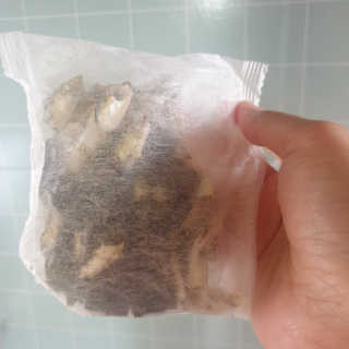 [풀무원] 자연의 감칠맛 통디포리, 통멸치 다시팩 세트 — 4점을 준 리뷰어가 2020년 5월 올린 사용 사진