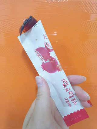 365더건강 에버뷰티 석류콜라겐 젤리 — 5점을 준 리뷰어가 2020년 6월 올린 사용 사진