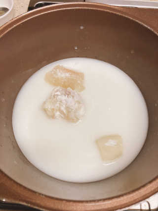 한촌몰 설렁탕집 가마솥 도가니탕 350g x 2팩 — 4점을 준 리뷰어가 2020년 8월 올린 사용 사진