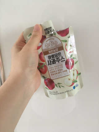 [가든농장]아람담은 사과주스 [가든농장] 아람담은 사과주스 120ml x 15포 — 5점을 준 리뷰어가 2020년 6월 올린 사용 사진
