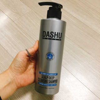 다슈코리아 다슈 데일리 두피 딥 클렌징 샴푸 500ml — 4.5점을 준 리뷰어가 2020년 10월 올린 사용 사진