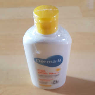더마비 에브리데이 선블록 SPF50+PA++++ — 5점을 준 리뷰어가 2020년 4월 올린 사용 사진
