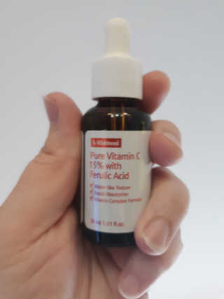 Wishtrend 순수 비타민 C 15 함유 Ferulic Acid — 5점을 준 리뷰어가 2020년 6월 올린 사용 사진
