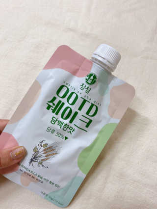 [꾸콤] 참참 OOTD쉐이크 담백한 일주일세트 50g x 5 — 5점을 준 리뷰어가 2020년 11월 올린 사용 사진