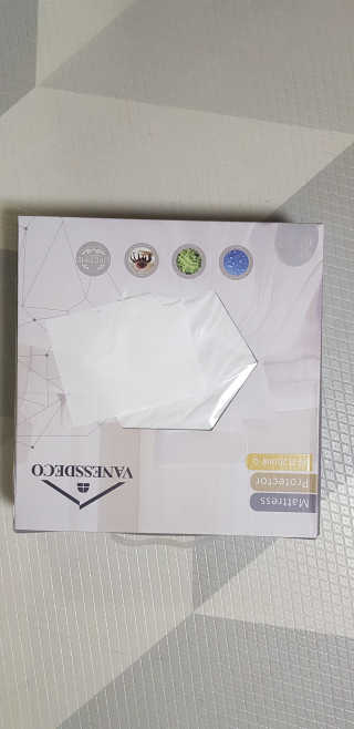 바네스데코 텐셀 매트리스 방수커버 화이트 Q — 5점을 준 리뷰어가 2020년 4월 올린 사용 사진