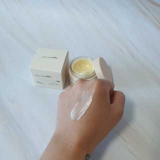 어글리프루프 크림 바이어글리 하이드레이션 샤워 50ml — 4점을 준 리뷰어가 2020년 10월 올린 사용 사진